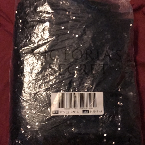 Beautiful sequin full length jumpsuit - Picture 10 of 10